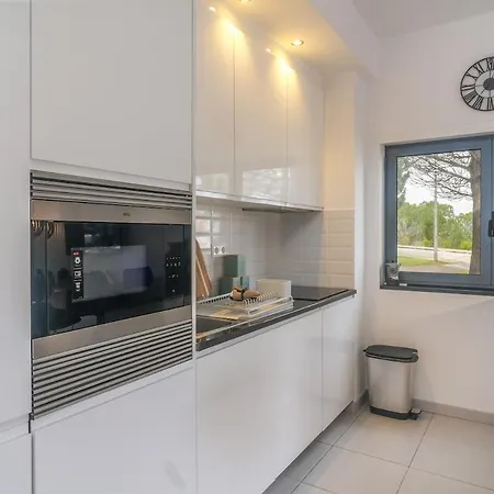Contemporary 1 Bed In Marina Park דירה לאגוּ‏ש